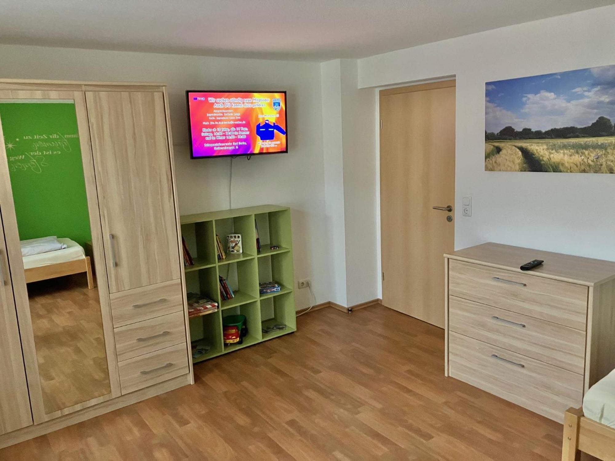 Ferienwohnung Morgensonne Am Kurpark Bad Berka - Parkplatz - Spielplatz - Wlan - 2 Schlafzimmer Exterior foto